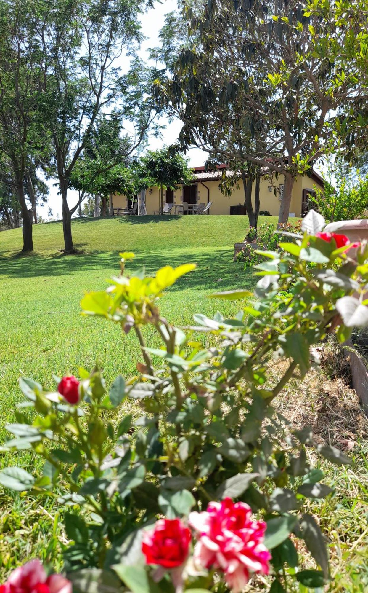 Agriturismo La Sorgente Fonteblanda Exterior photo
